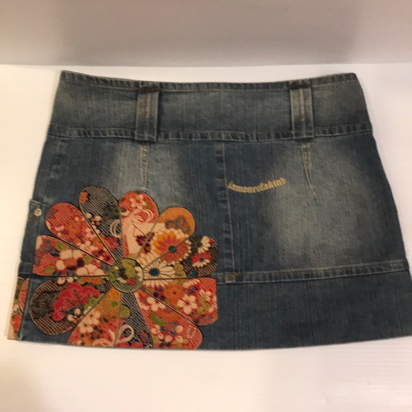 Beiza One of a Kind Denim mini Skirt - Picture 2 of 7